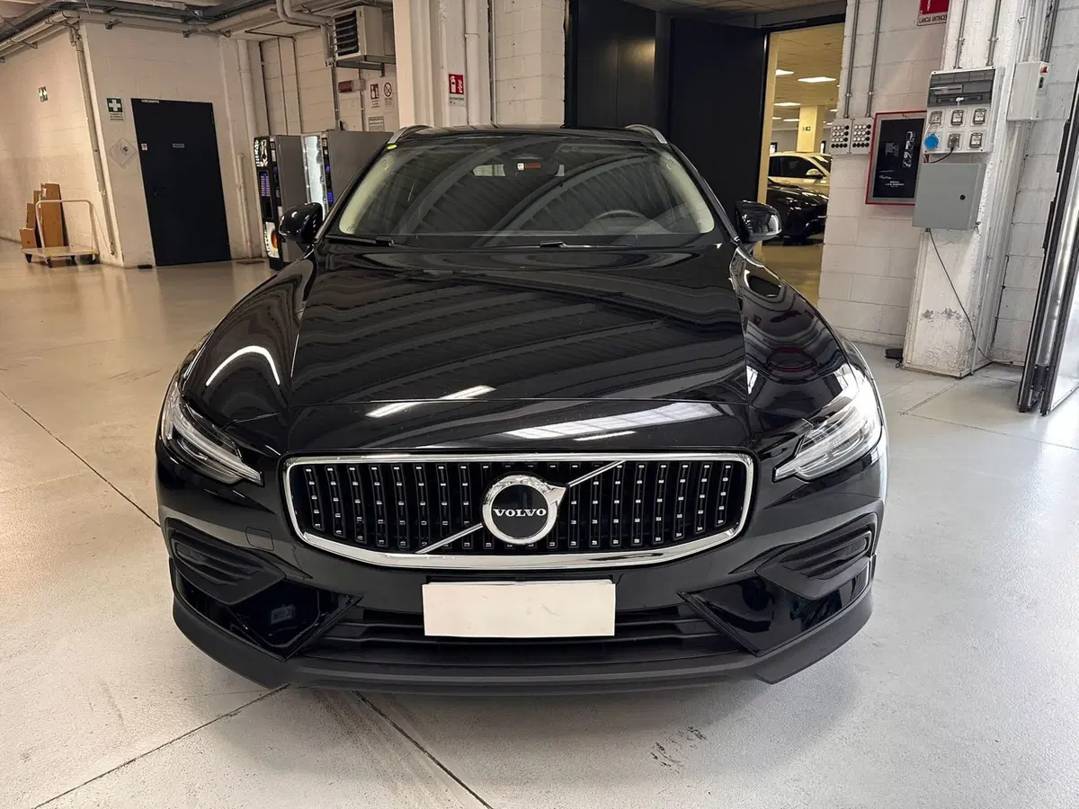 Volvo V60 Cross Country usata a Cuneo (2)