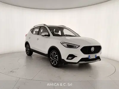 Mg ZS 1.5 Classic Luxury del 2024 usata a Caserta