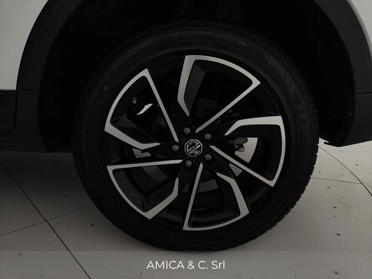 Mg ZS usata a Caserta (11)