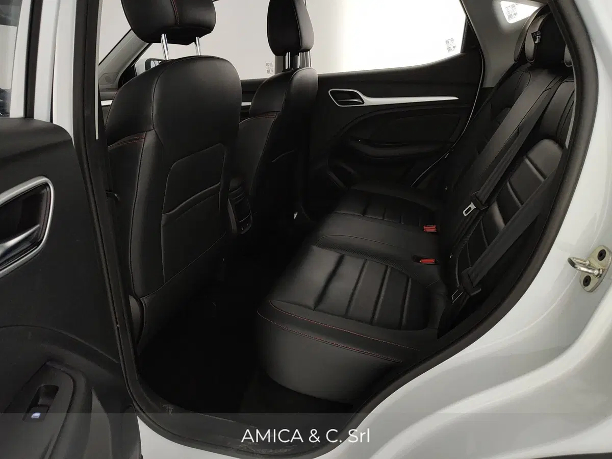 Mg ZS usata a Caserta (16)