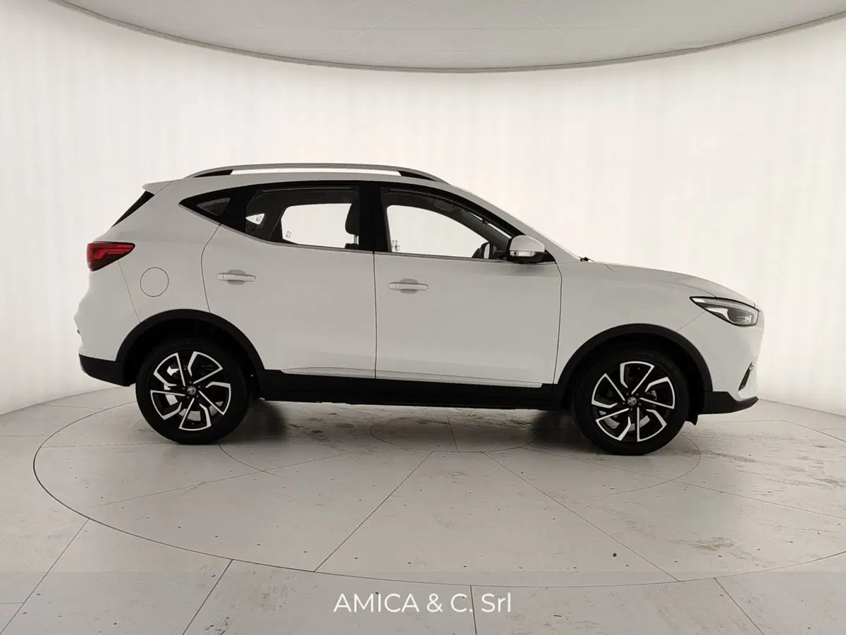 Mg ZS usata a Caserta (7)