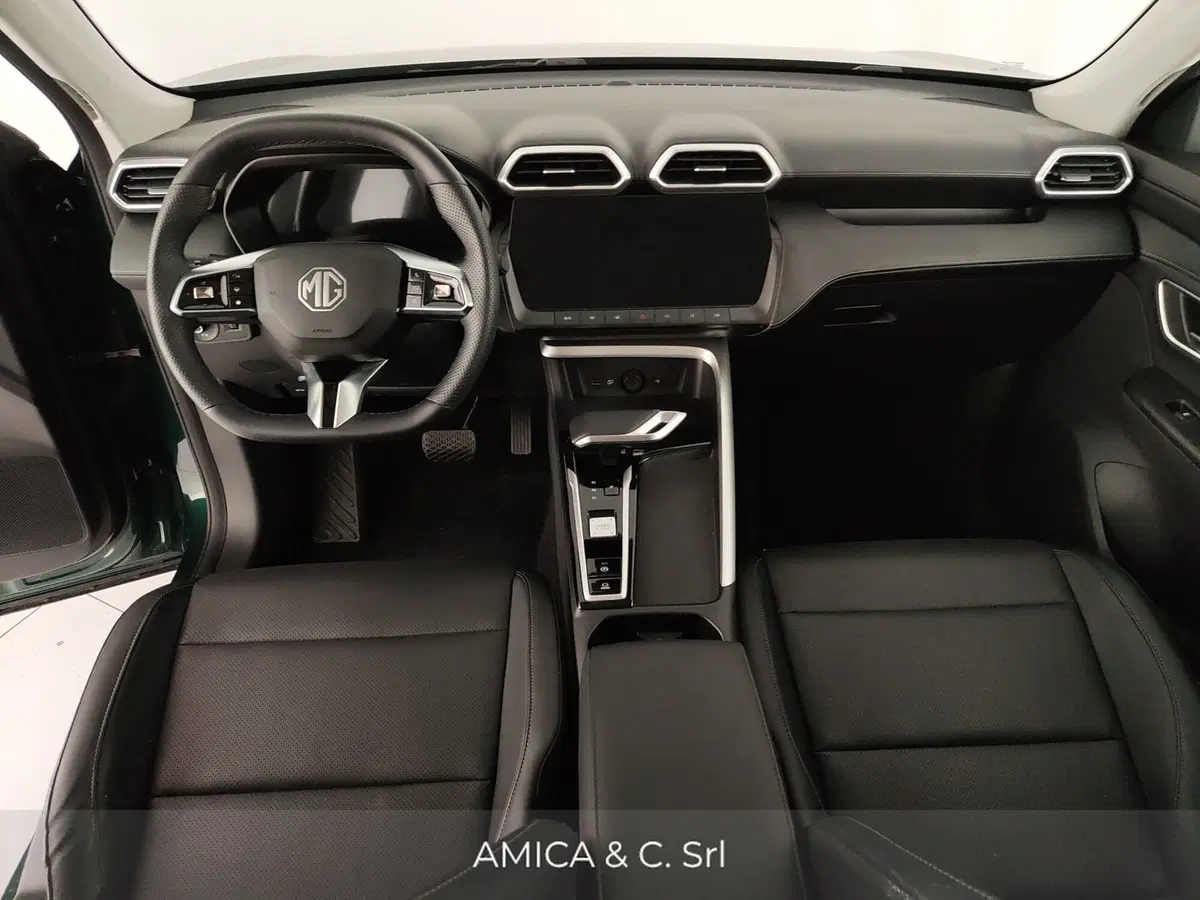 Mg ZS EV usata a Caserta (15)