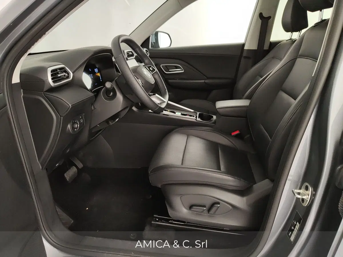 Mg ZS EV usata a Caserta (14)