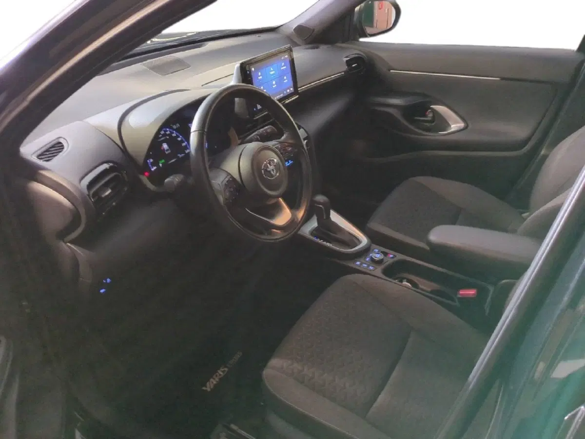Toyota Yaris Cross usata a Milano (12)