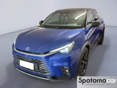 Lexus LBX 1.5 hybrid Vibrant Edition 2wd del 2024 usata a Milano