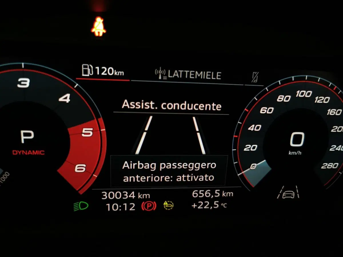 Audi Q3 Sportback usata a Chieti (13)