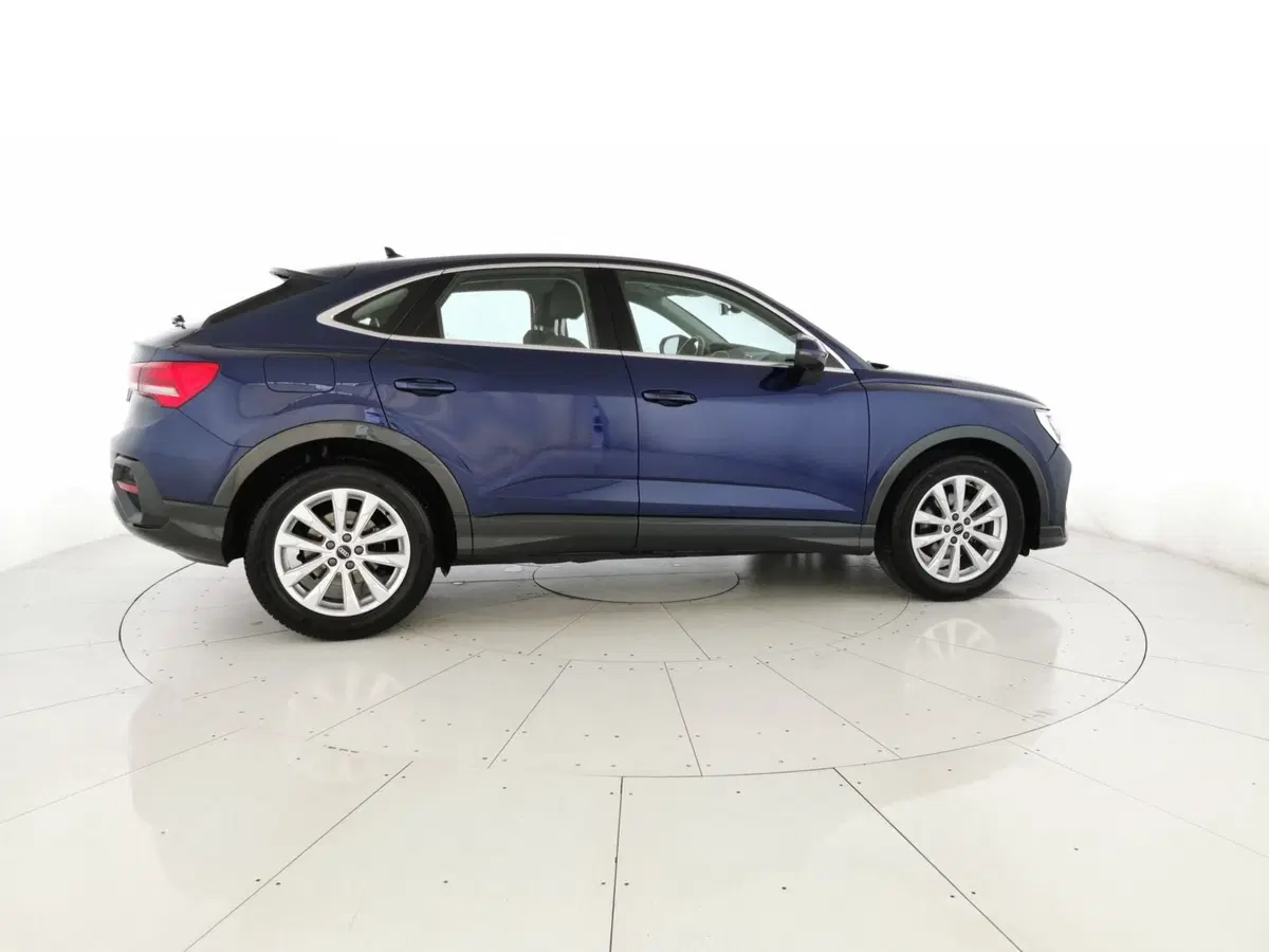 Audi Q3 Sportback usata a Chieti (4)