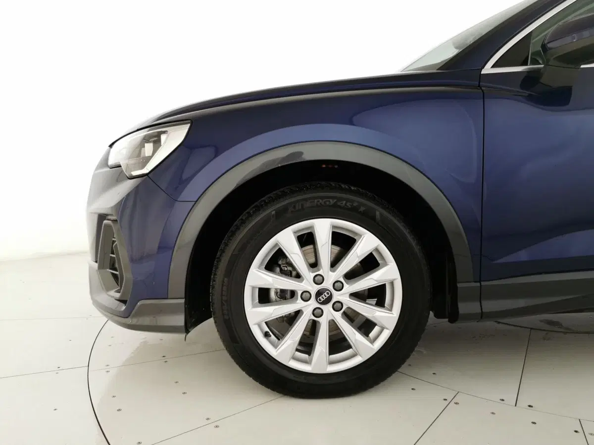 Audi Q3 Sportback usata a Chieti (8)