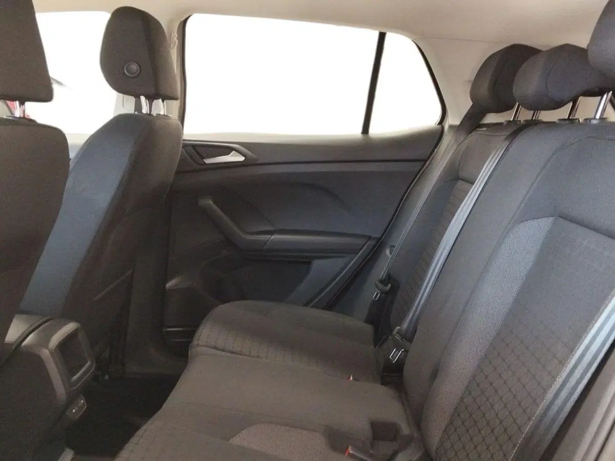 Volkswagen T-Cross usata a Roma (10)