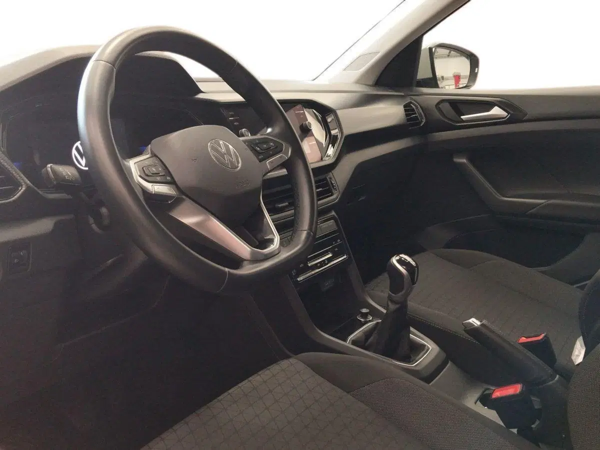 Volkswagen T-Cross usata a Roma (6)