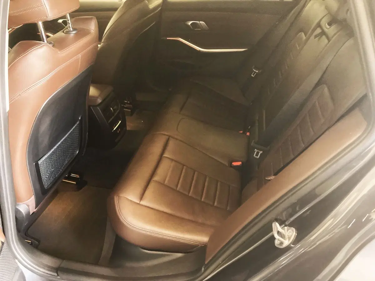 BMW Serie 3 Touring usata a Pavia (10)