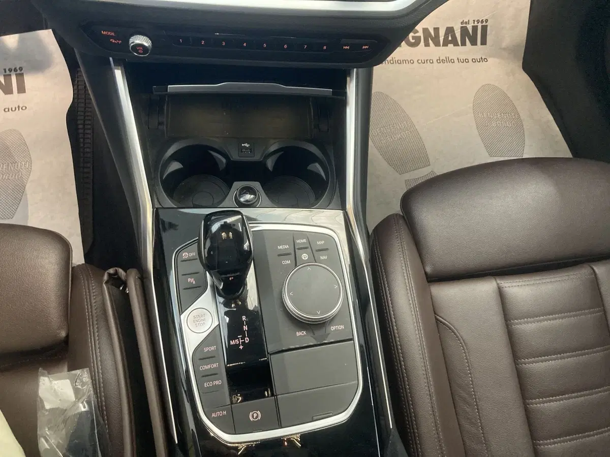BMW Serie 3 Touring usata a Pavia (11)