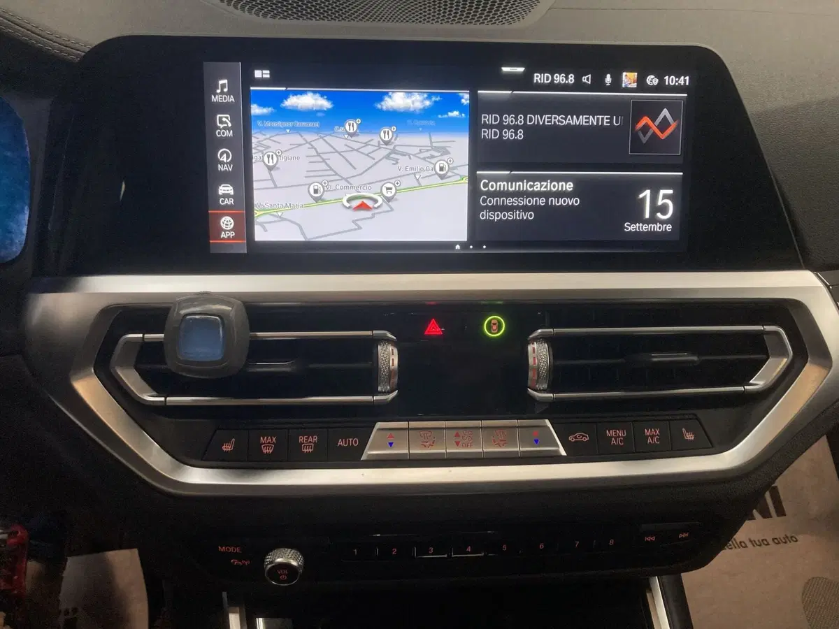 BMW Serie 3 Touring usata a Pavia (14)