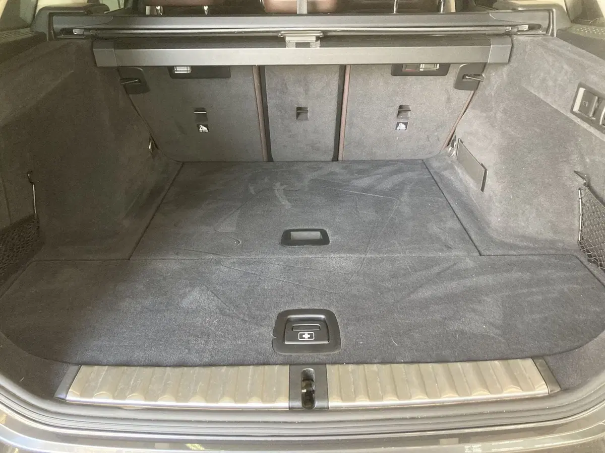 BMW Serie 3 Touring usata a Pavia (18)