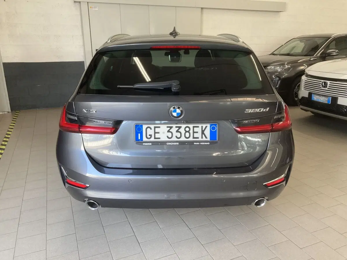 BMW Serie 3 Touring usata a Pavia (6)
