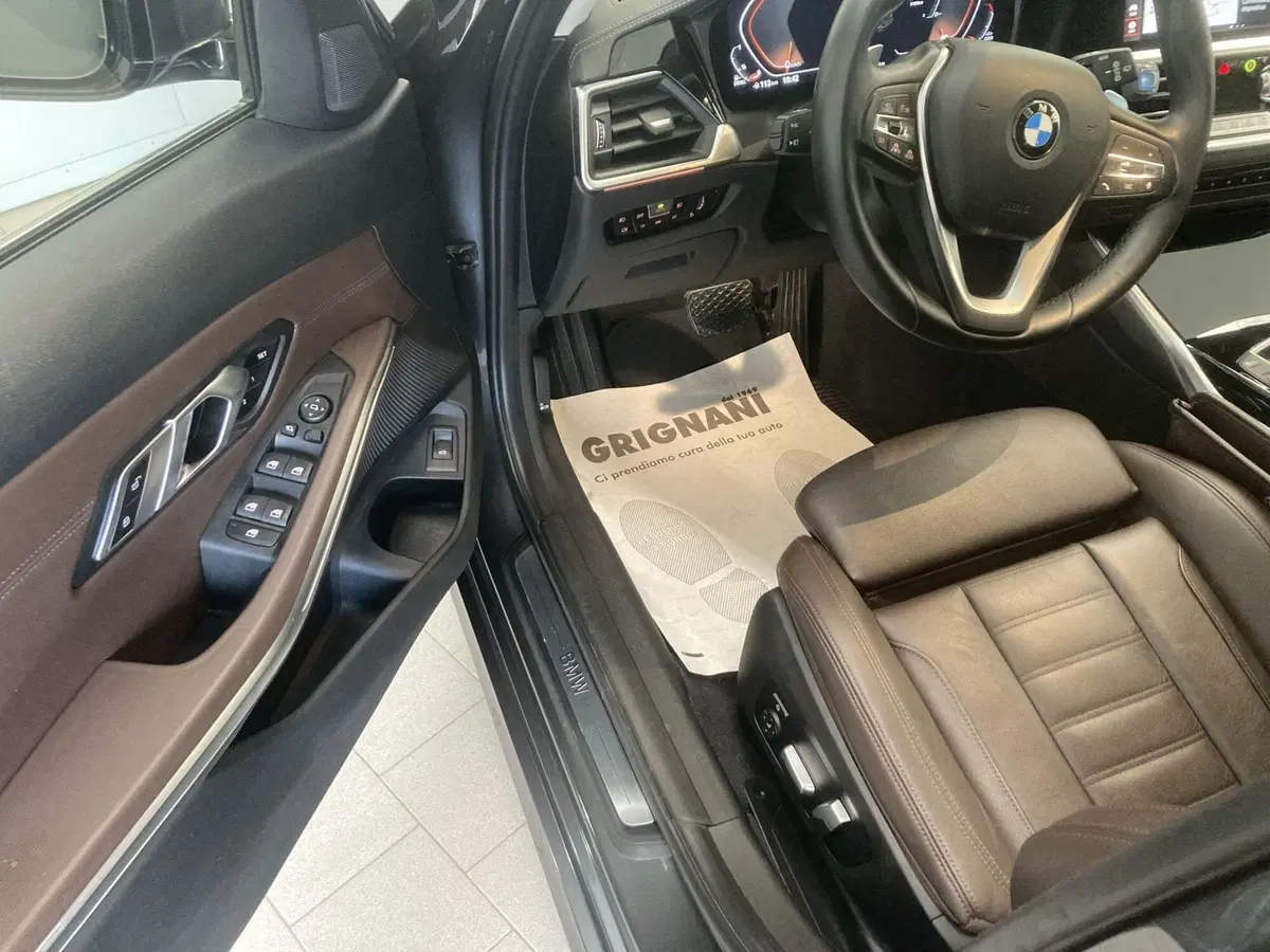 BMW Serie 3 Touring usata a Pavia (7)