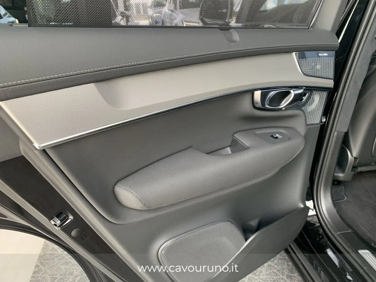 Volvo XC90 usata a Ferrara (18)