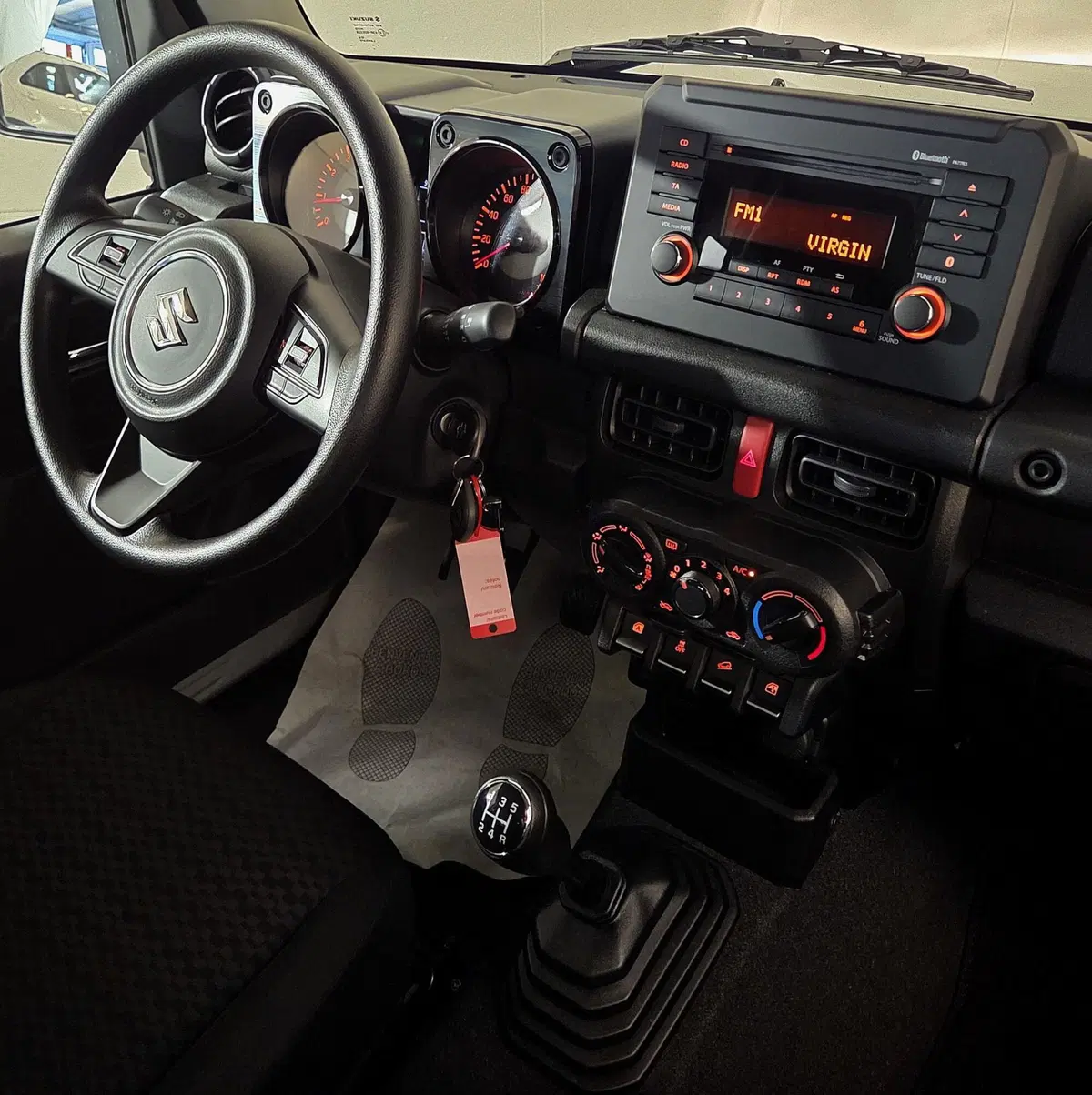 Suzuki Jimny usata a Pavia (16)