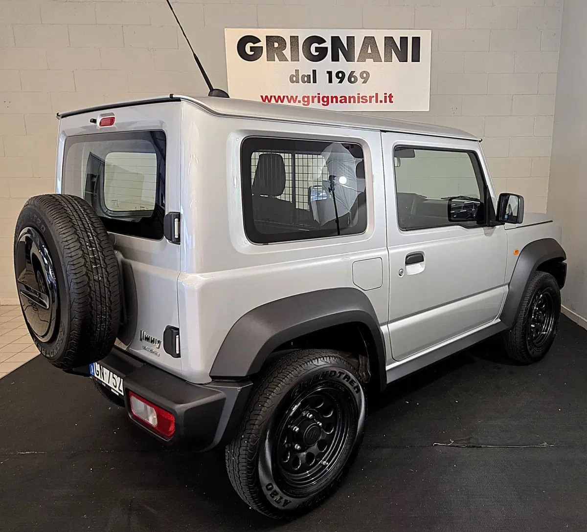 Suzuki Jimny usata a Pavia (6)