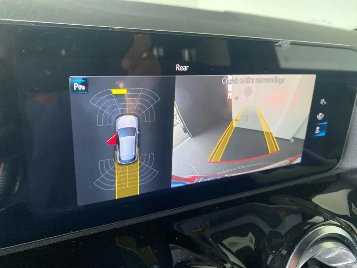 Mercedes-Benz GLA SUV usata a Bergamo (14)