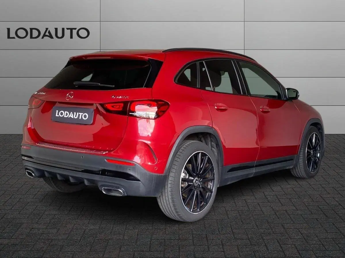 Mercedes-Benz GLA SUV usata a Bergamo (3)