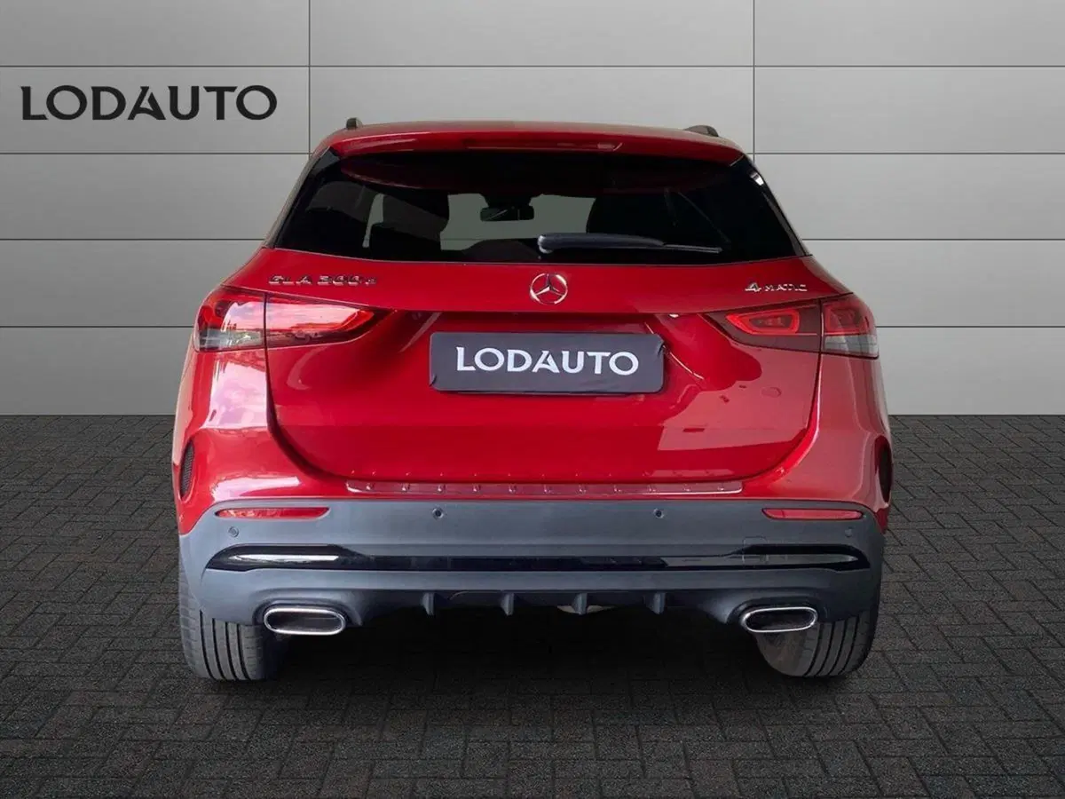 Mercedes-Benz GLA SUV usata a Bergamo (4)