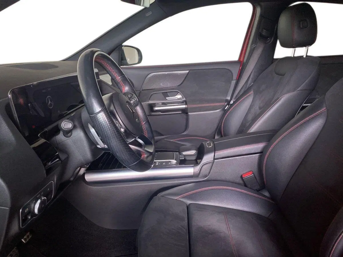 Mercedes-Benz GLA SUV usata a Bergamo (8)