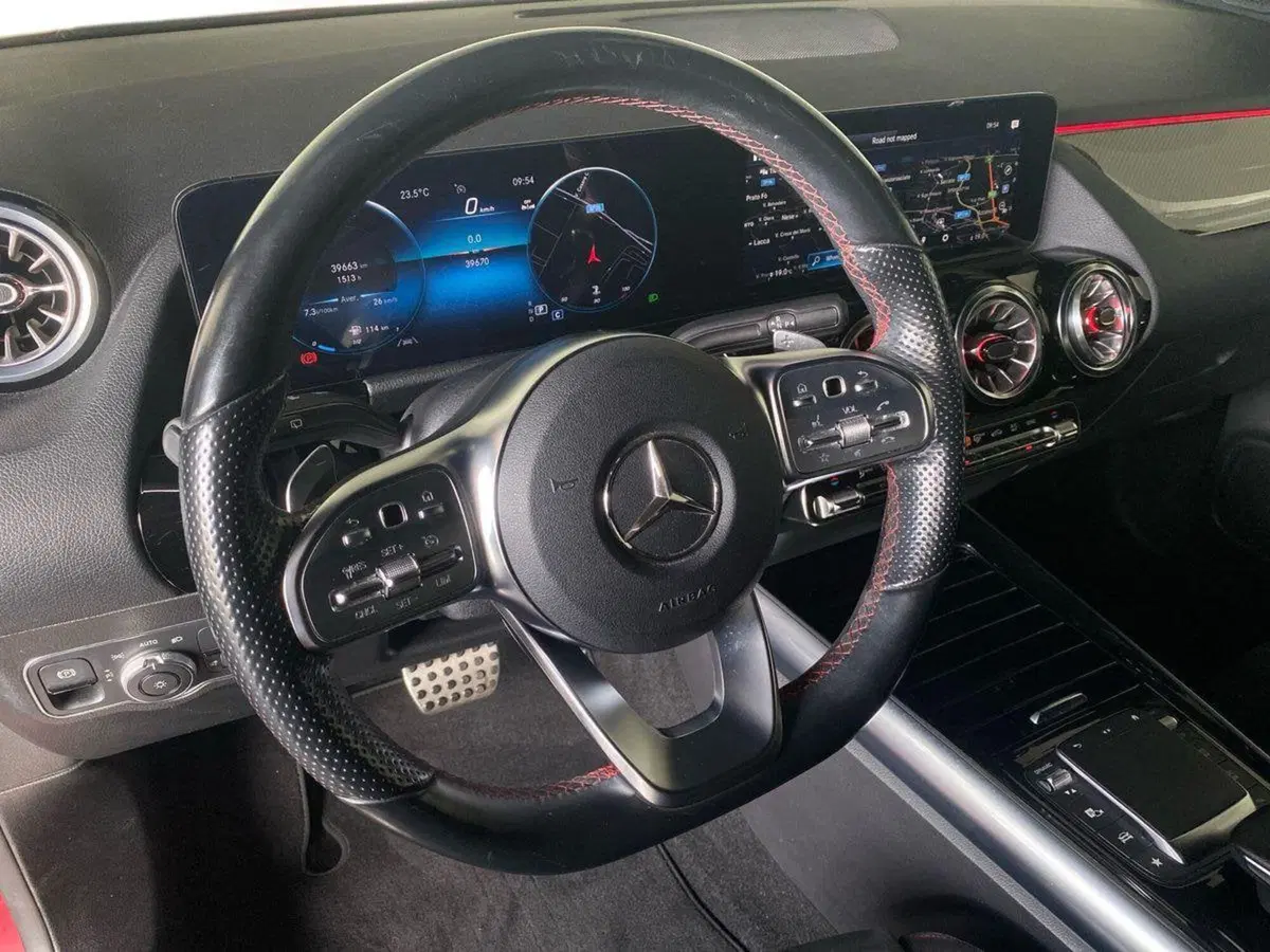 Mercedes-Benz GLA SUV usata a Bergamo (9)