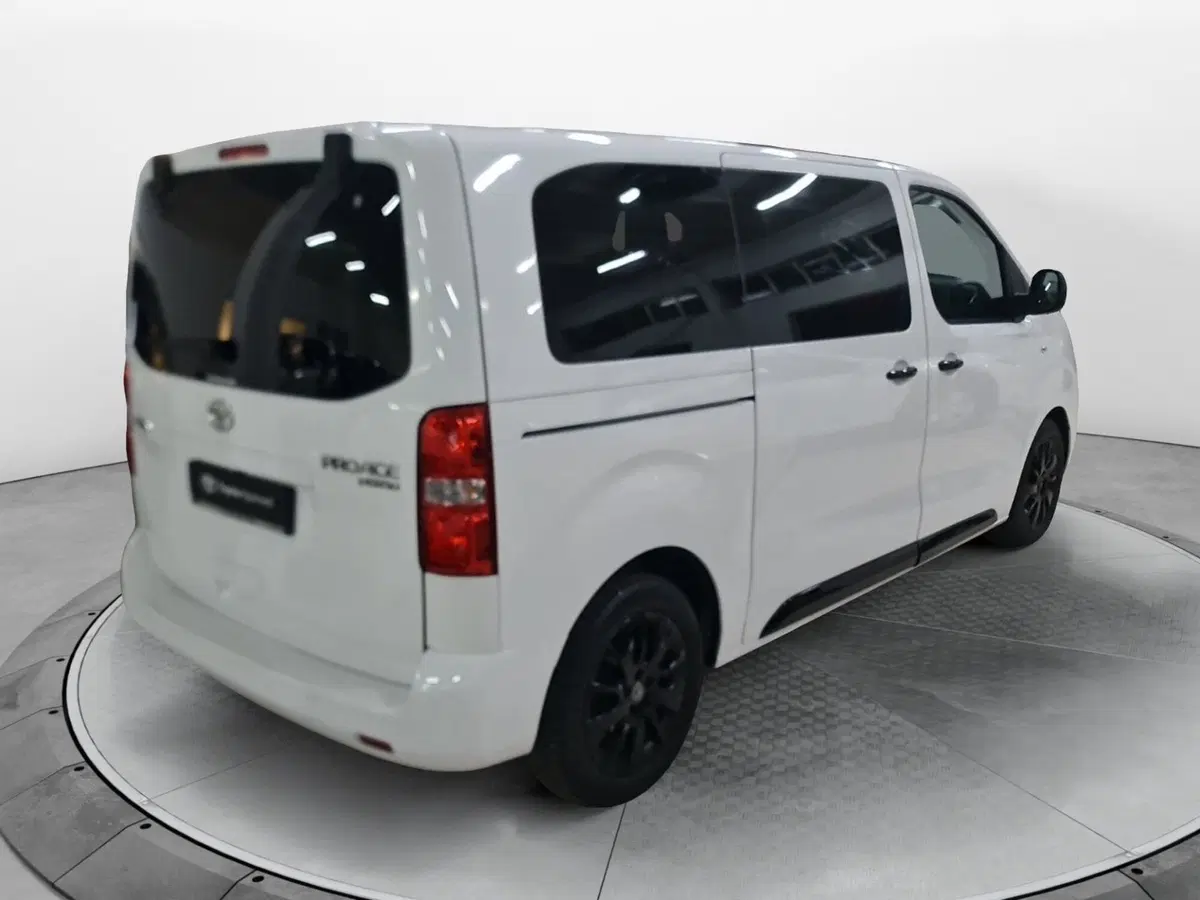 Toyota Proace Verso usata a Bologna (5)