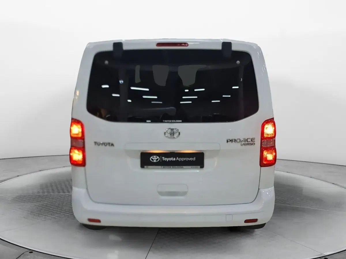 Toyota Proace Verso usata a Bologna (6)