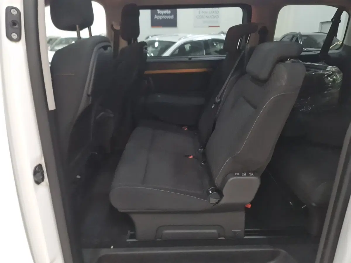 Toyota Proace Verso usata a Bologna (9)