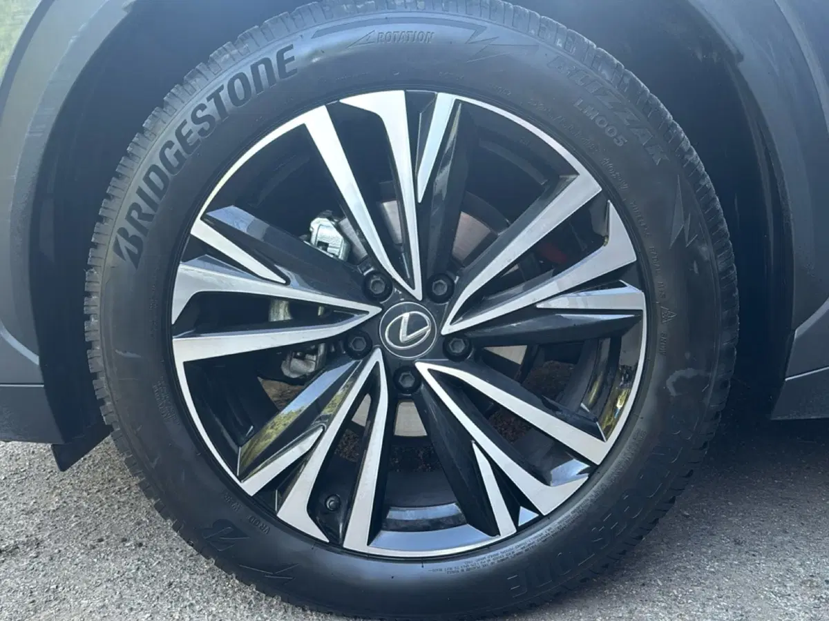 Lexus LBX usata a Bologna (7)