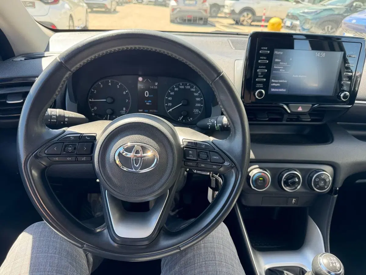Toyota Yaris usata a Bologna (11)