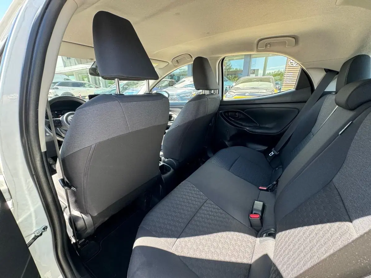 Toyota Yaris usata a Bologna (14)