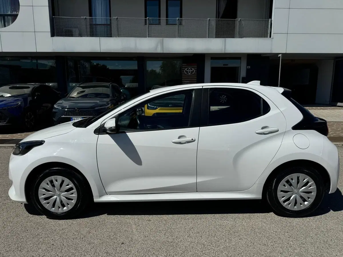 Toyota Yaris usata a Bologna (9)
