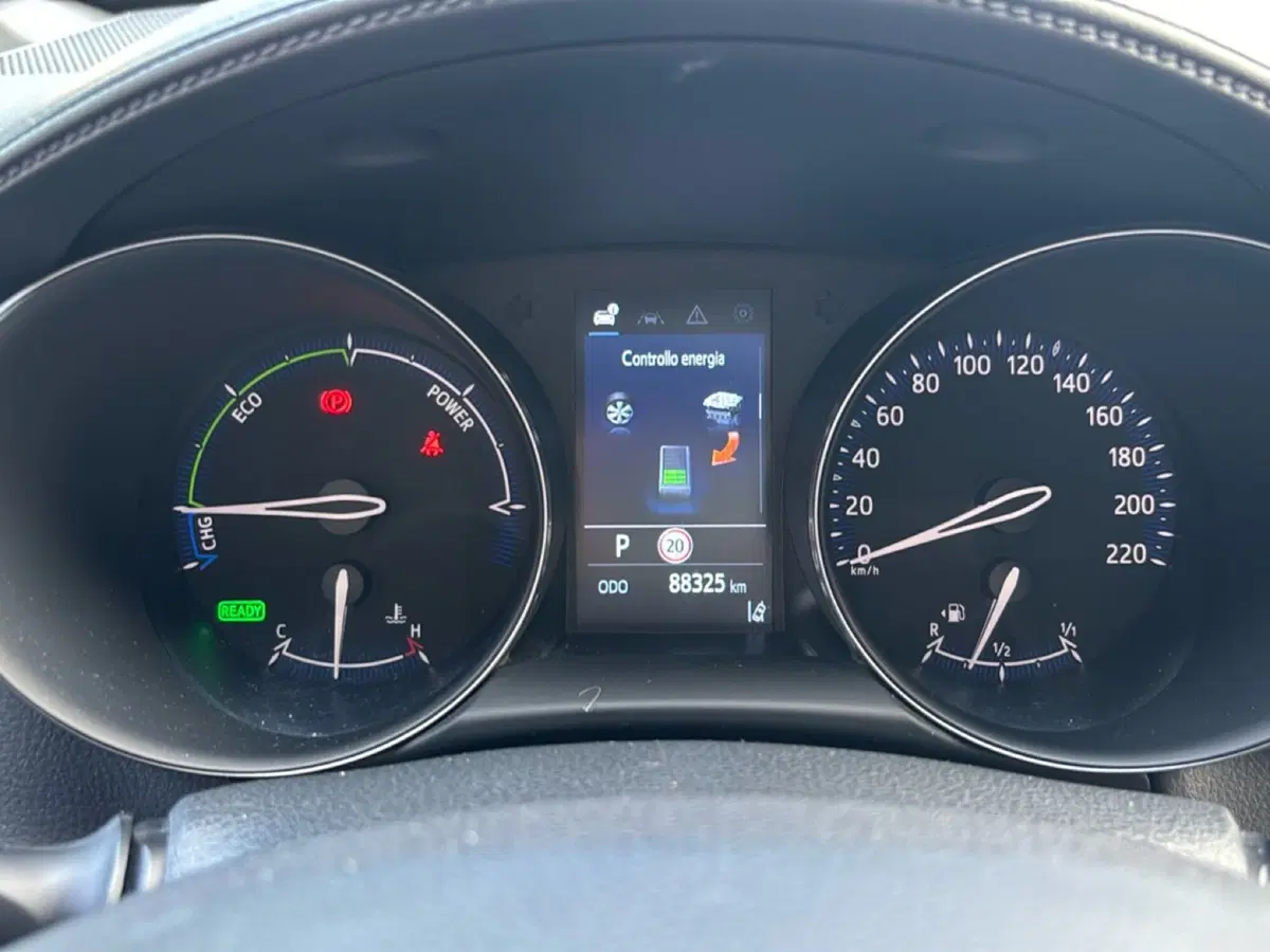 Toyota Toyota C-HR usata a Bologna (11)