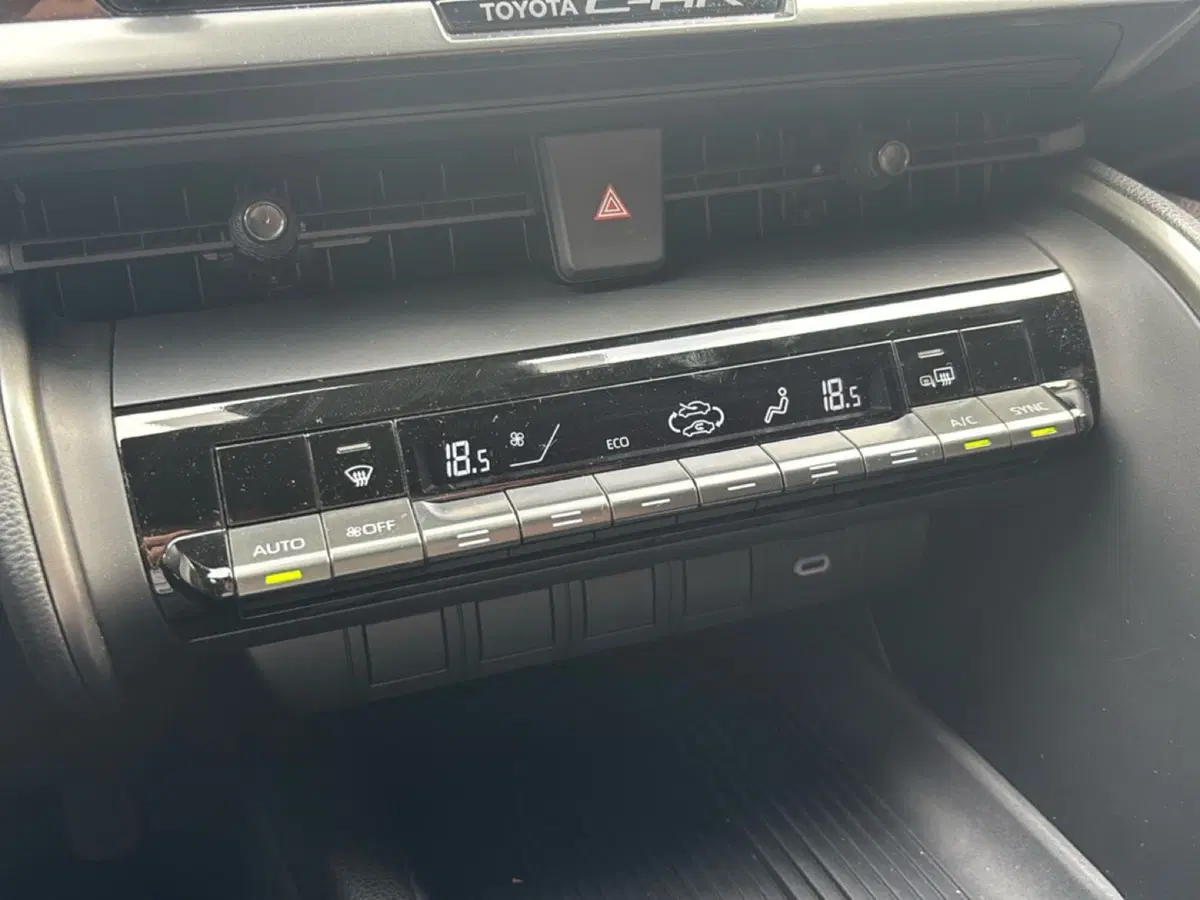 Toyota Toyota C-HR usata a Bologna (13)