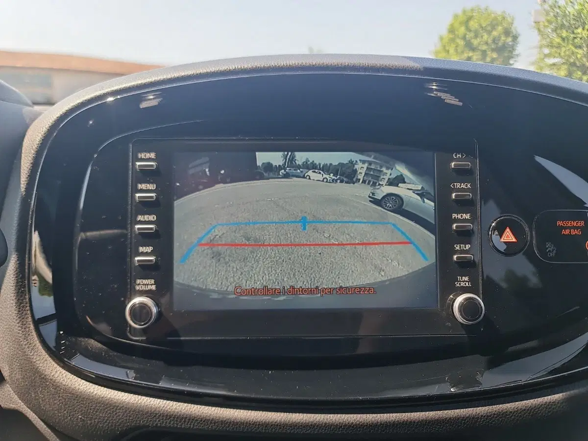 Toyota Aygo X usata a Bologna (15)