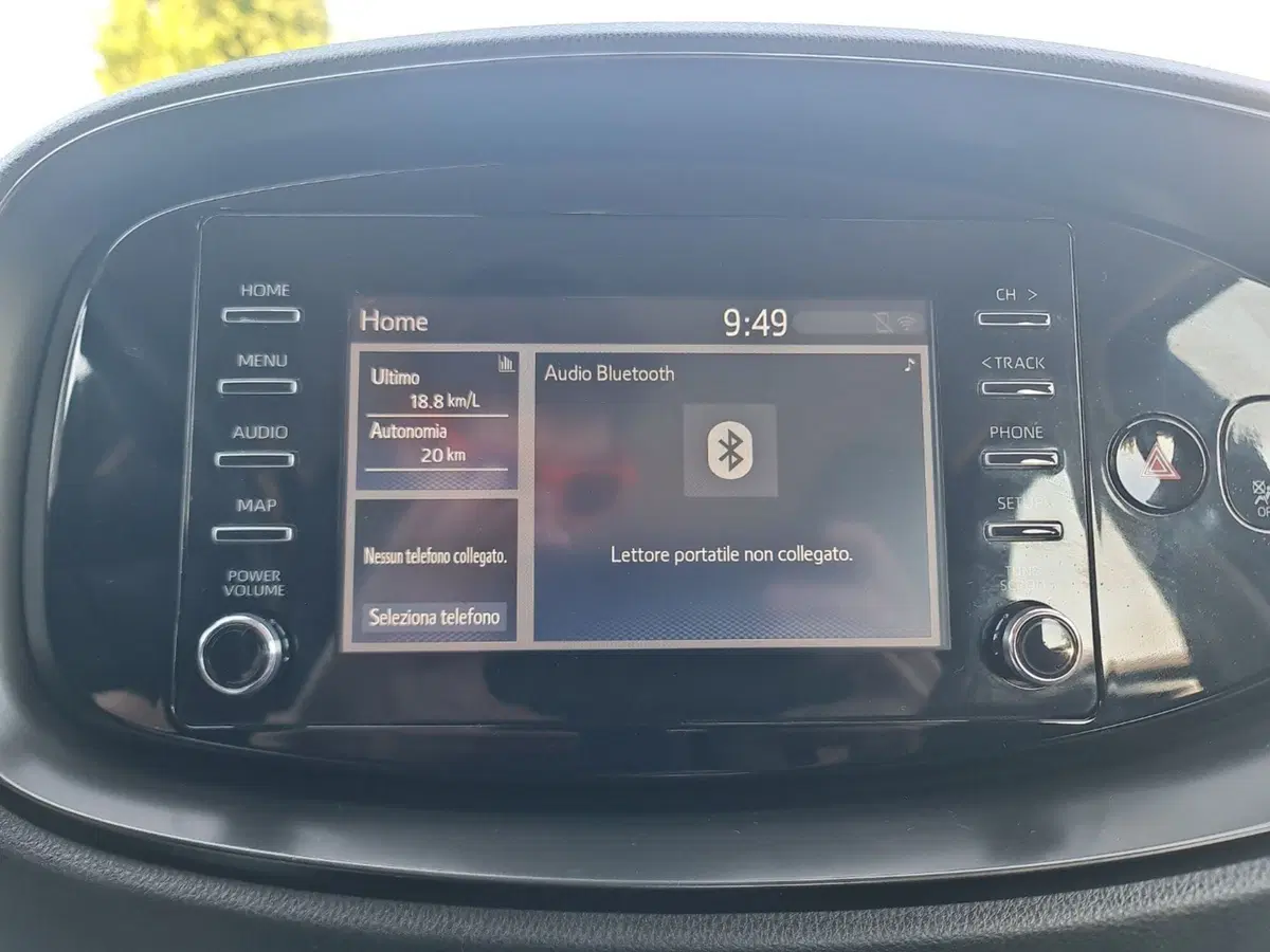 Toyota Aygo X usata a Bologna (12)