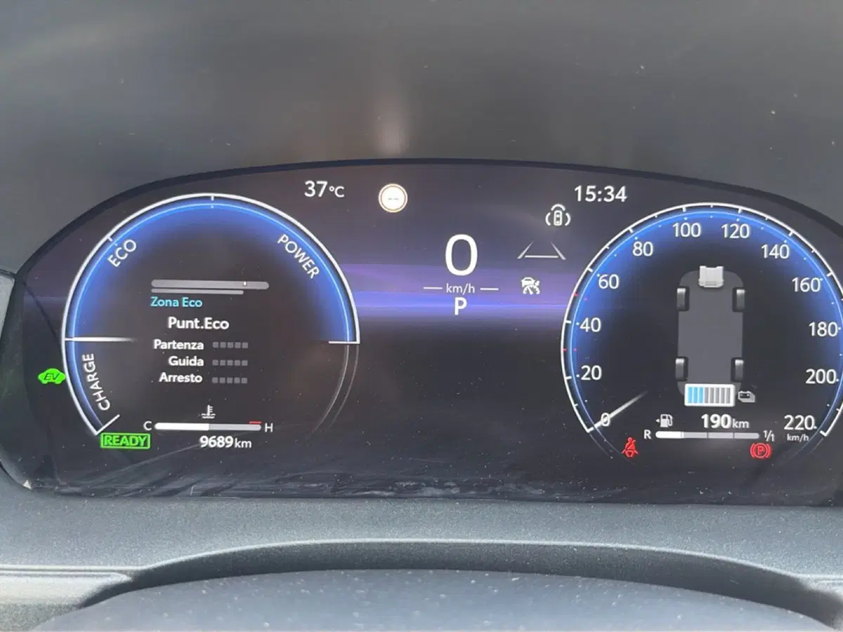 Toyota Yaris usata a Bologna (11)