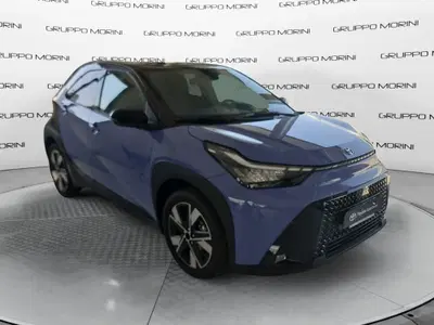 Toyota Aygo X 1.5 hybrid Icon e-cvt nuova a Bologna