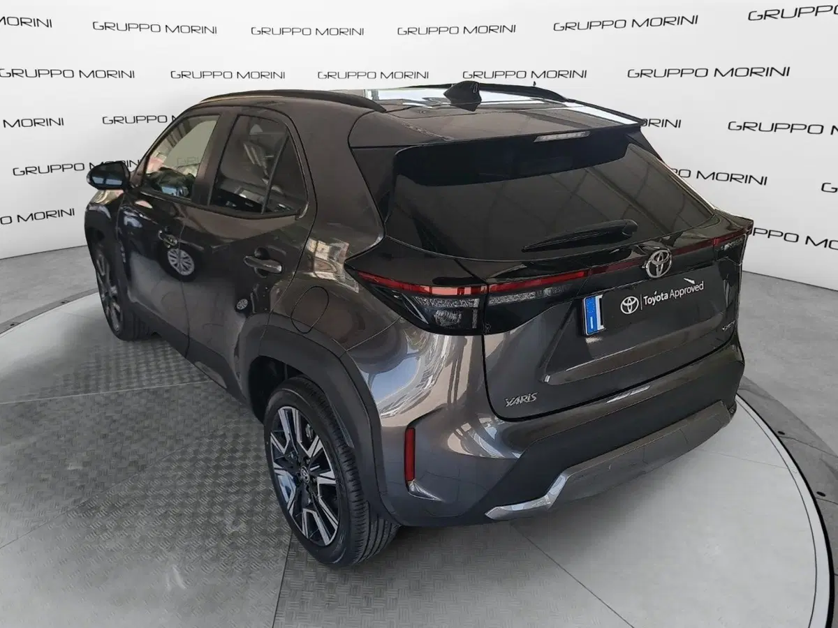 Toyota Yaris Cross nuova a Bologna (6)