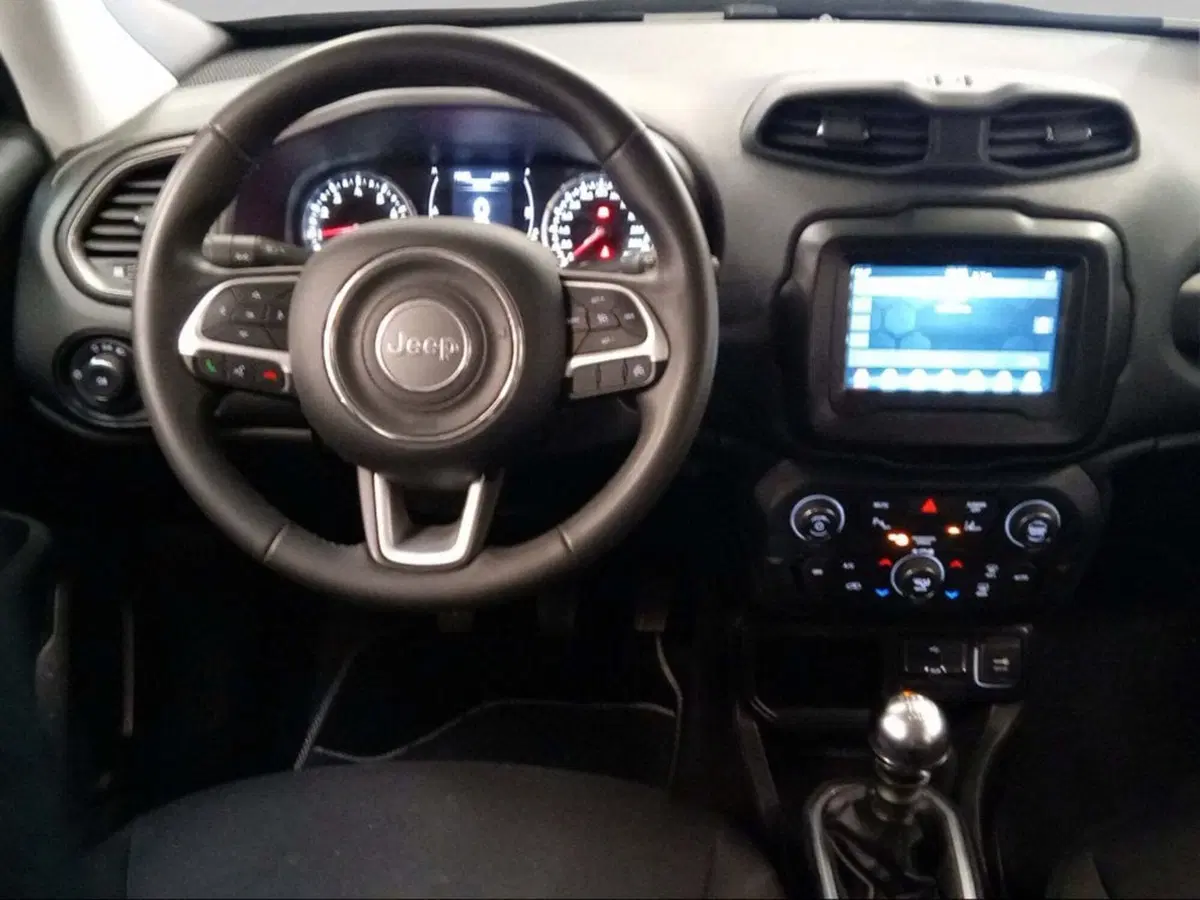 Jeep Renegade usata a Livorno (11)