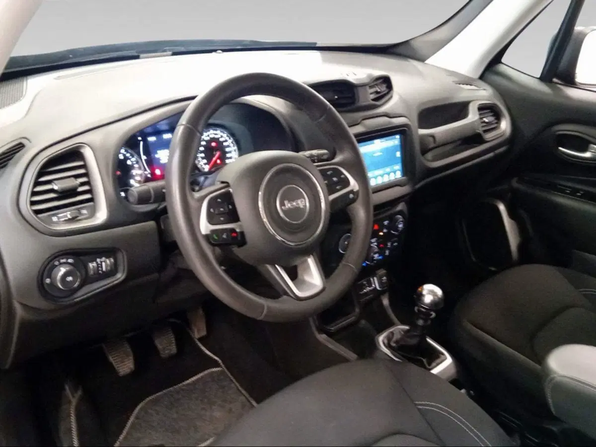 Jeep Renegade usata a Livorno (9)