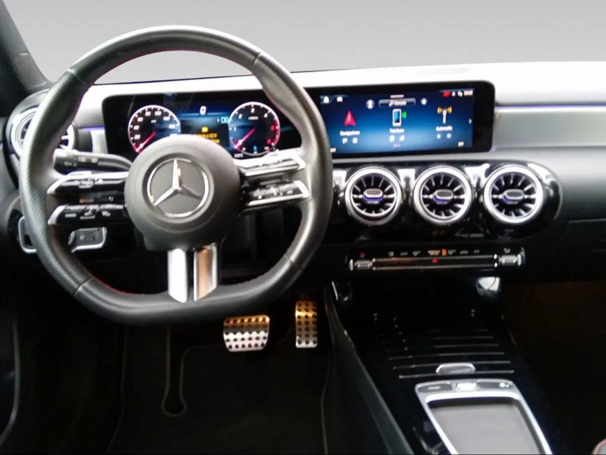 Mercedes-Benz Classe A usata a Firenze (11)