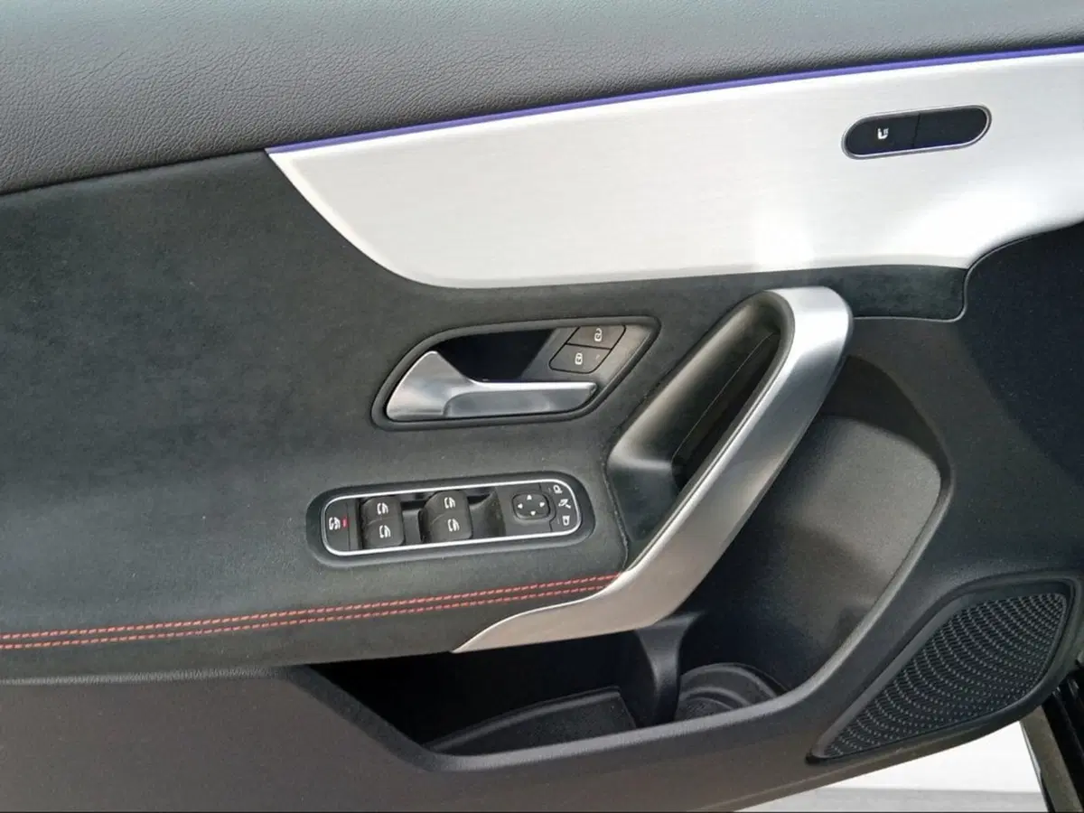 Mercedes-Benz Classe A usata a Firenze (17)