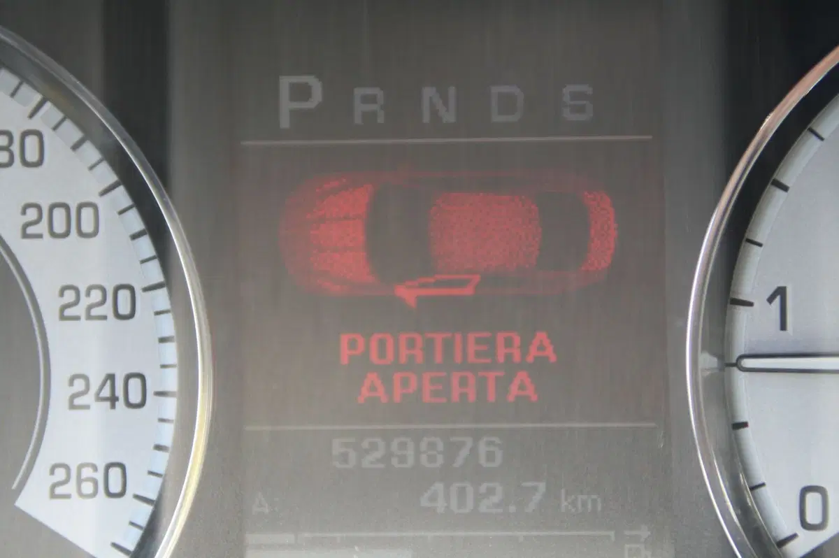 Jaguar XF usata a Pordenone (13)