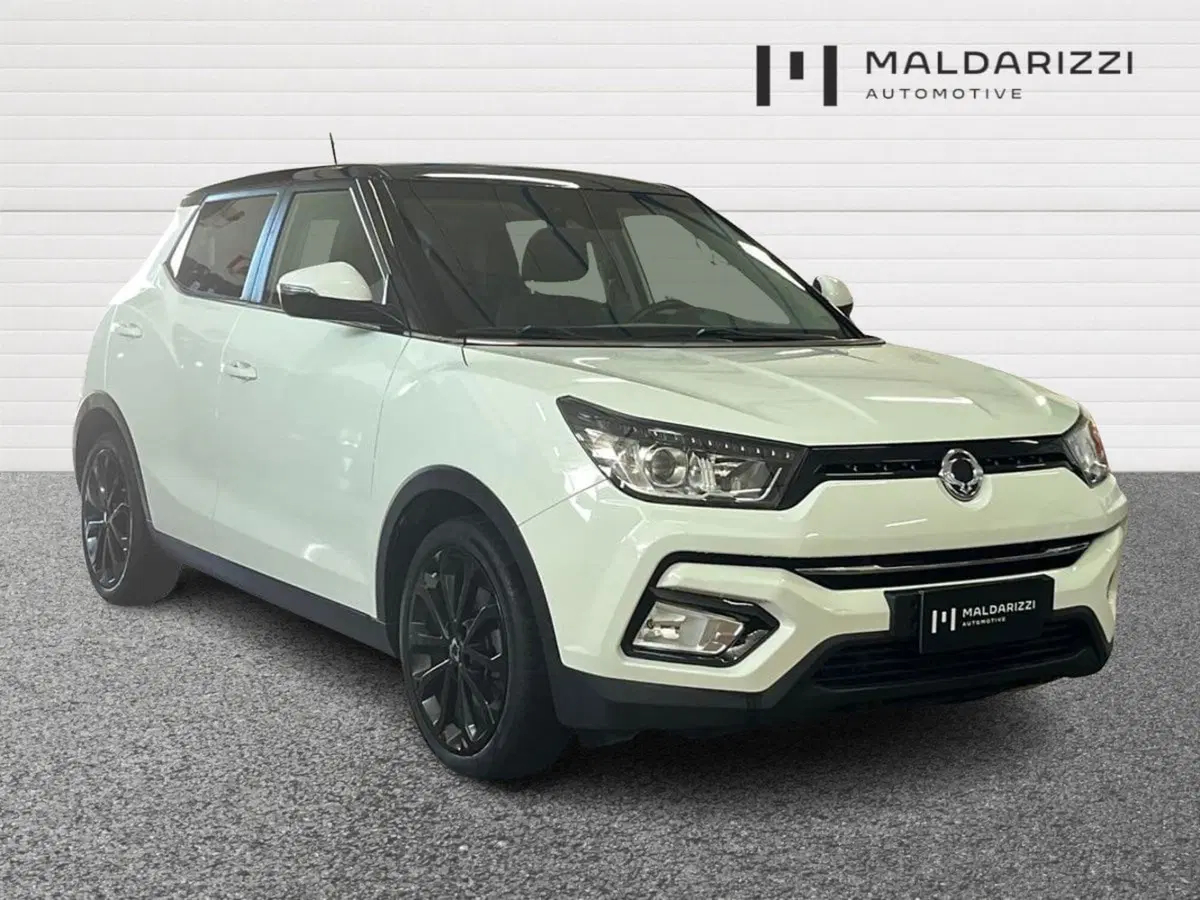 Ssangyong Tivoli usata a Bari