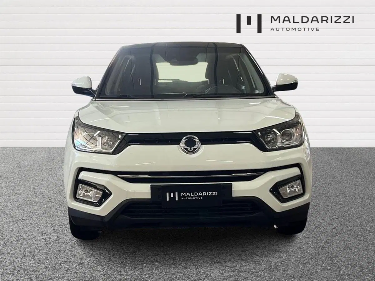 Ssangyong Tivoli usata a Bari (2)