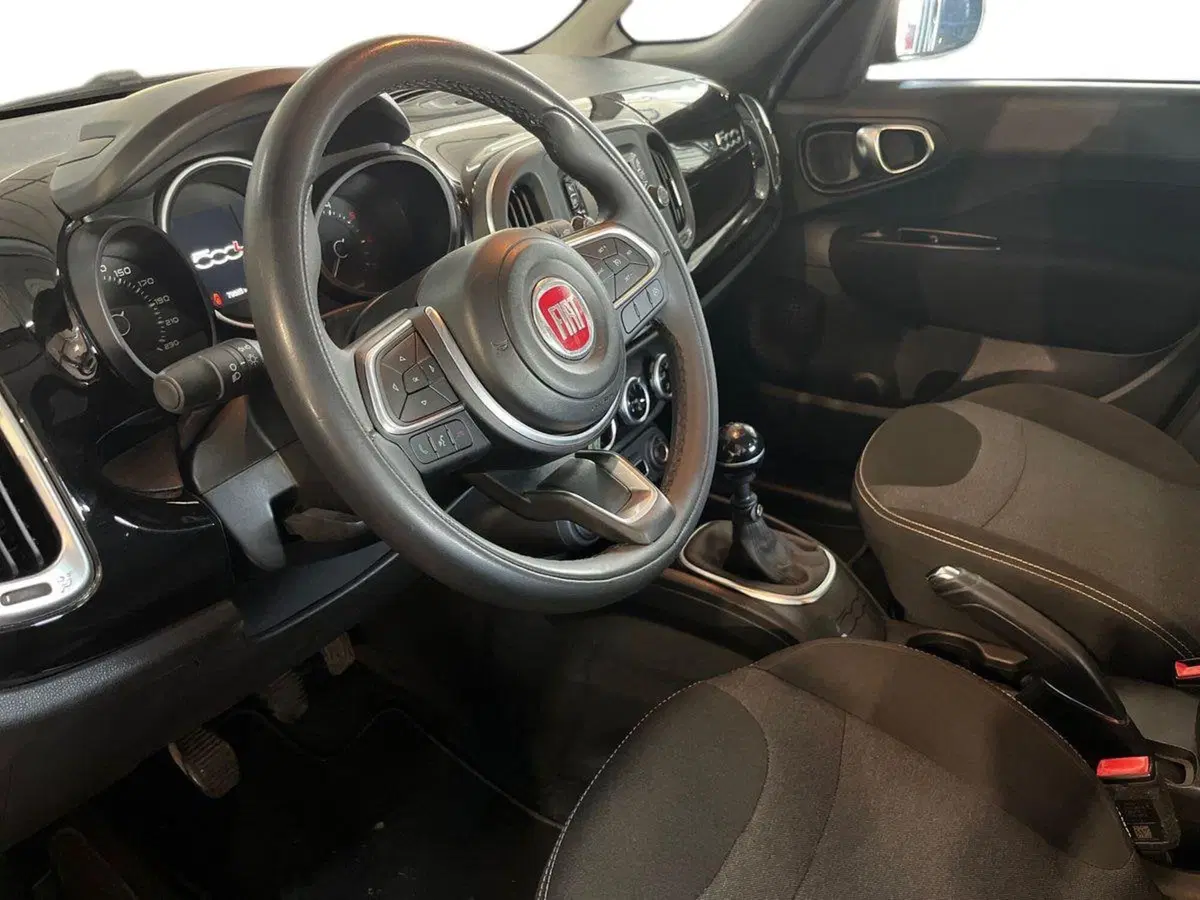 Fiat 500L usata a Bari (10)